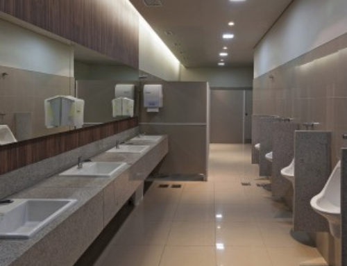 Vendedores de shopping podem exigir banheiro no térreo